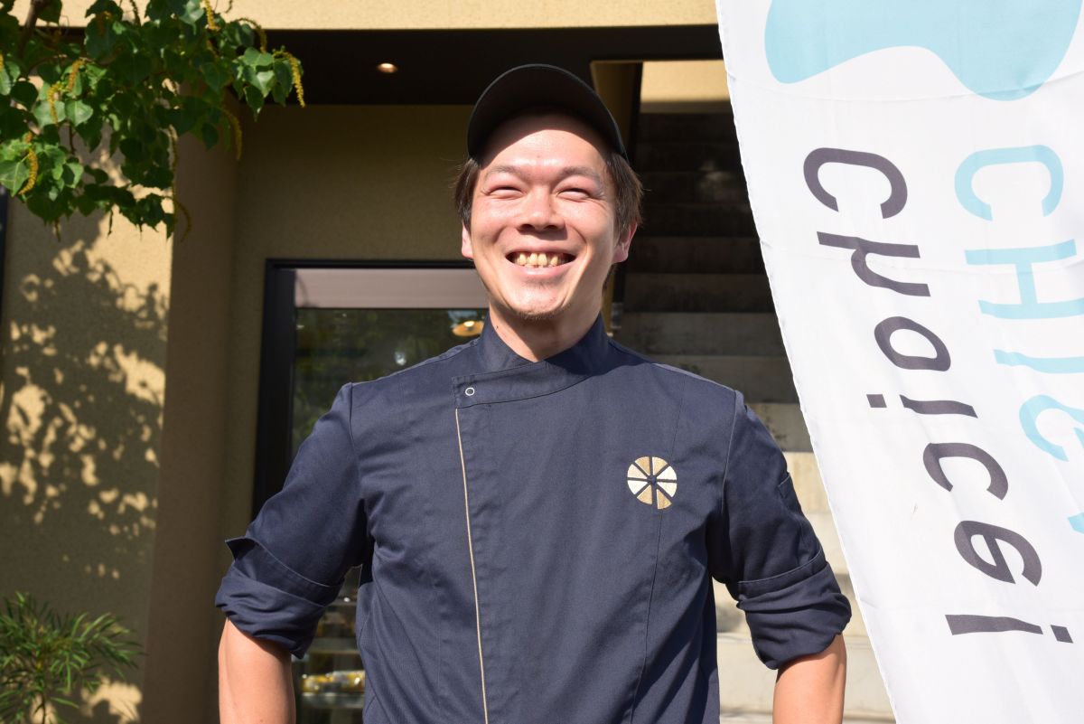 地産地消の特産物でシフォンケーキをつくってみたいと語る志村さん